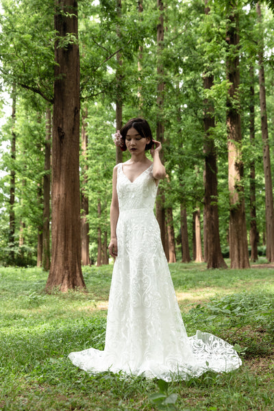 総レース Vネック Aラインドレス(W165)