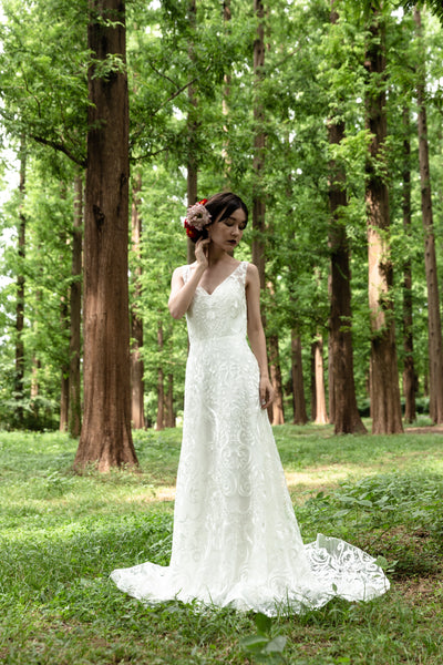 総レース Vネック Aラインドレス(W165)