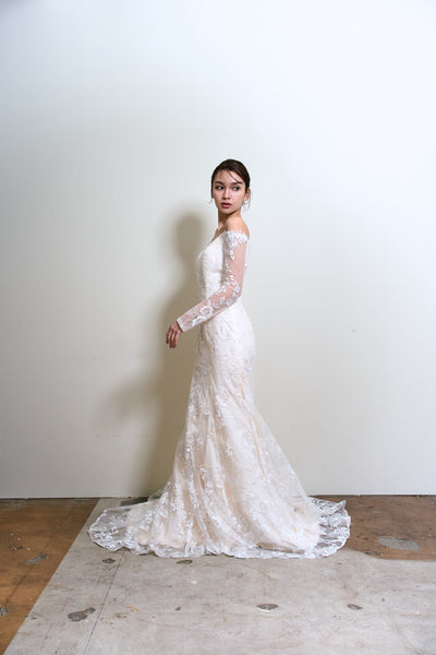 総レース ロングスリーブ オフショルダードレス(W352)