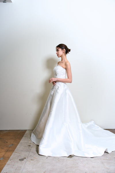 ミカド風サテン 刺繍 Aラインドレス(W353)