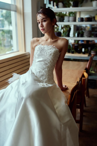 ミカド風サテン 刺繍 Aラインドレス(W353)