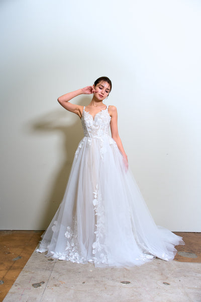 ハートカット 刺繍 Aラインドレス(W354)