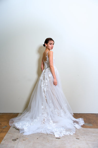 ハートカット 刺繍 Aラインドレス(W354)