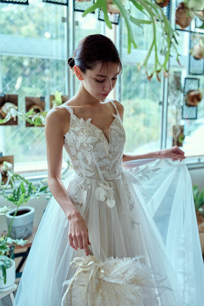 ハートカット 刺繍 Aラインドレス(W354)