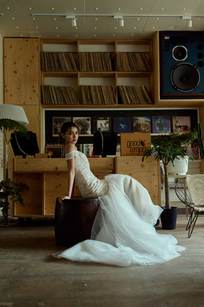 オフショルダー レース マーメイドドレス(W355)