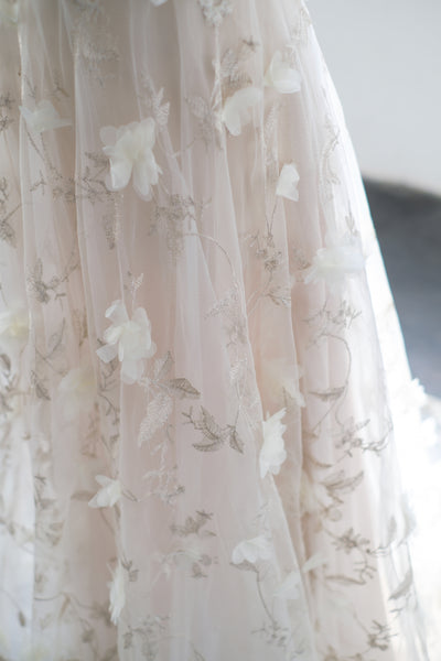 フラワーレース バックVドレス(W245)