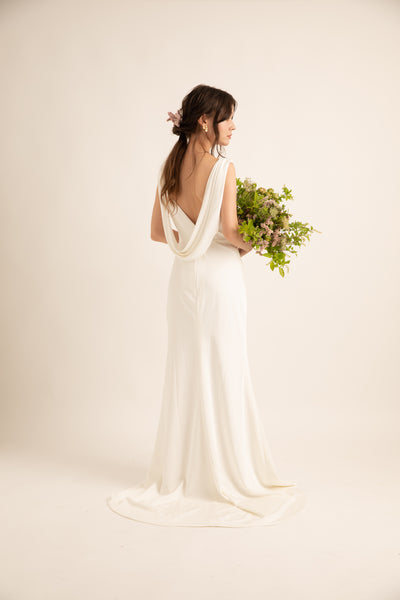 バックシャン ソフトマーメイドドレス(W190)