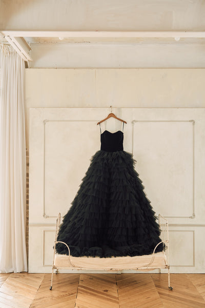 ベロア チュール ティアードドレス(W302BK)