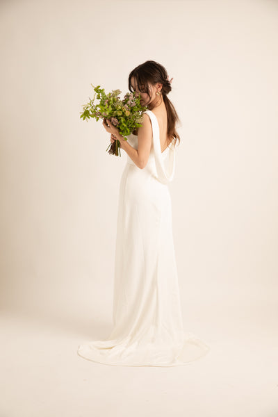 バックシャン ソフトマーメイドドレス(W190)