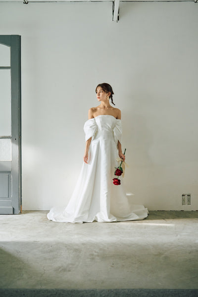 ボリュームスリーブ オフショルダードレス(W304)