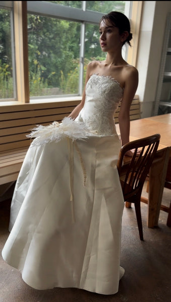 ミカド風サテン 刺繍 Aラインドレス(W353)