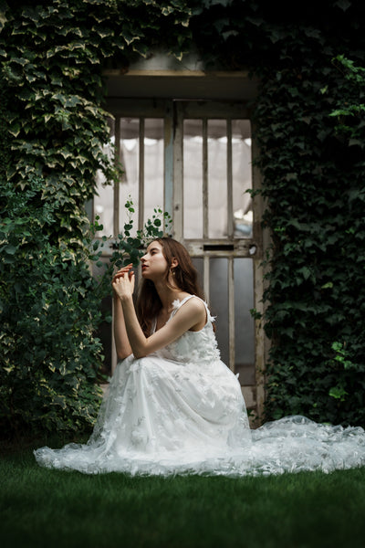 フラワーレース Vネック ノースリーブドレス(W262SI)