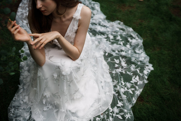 フラワーレース Vネック ノースリーブドレス(W262SI)