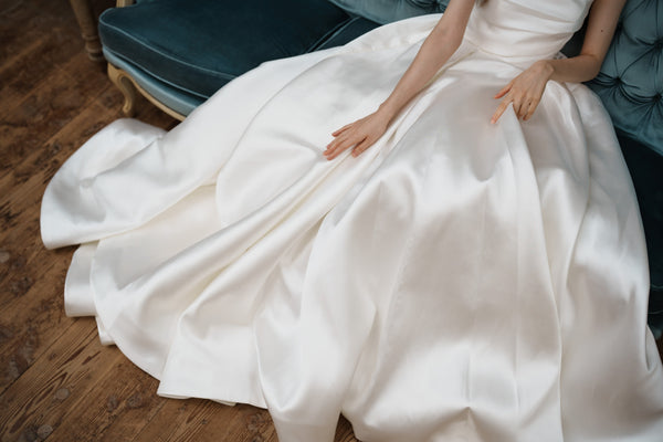 ミカド風サテン ベアトップドレス(W259)