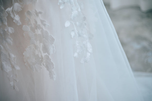 フラワーレース ベアトップ チュールドレス(W313)