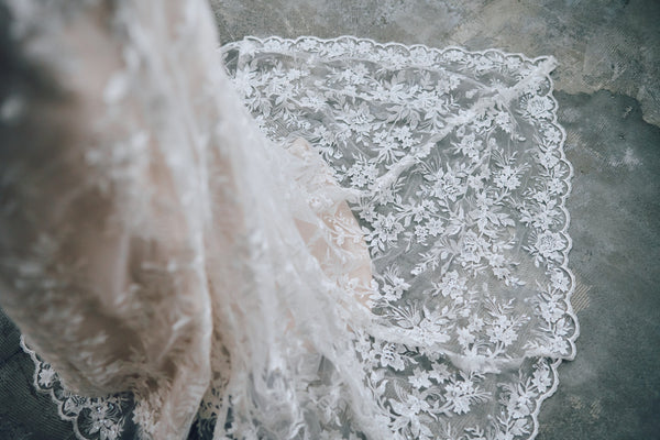 スクエアネック パフスリーブ 総レースドレス(W314)