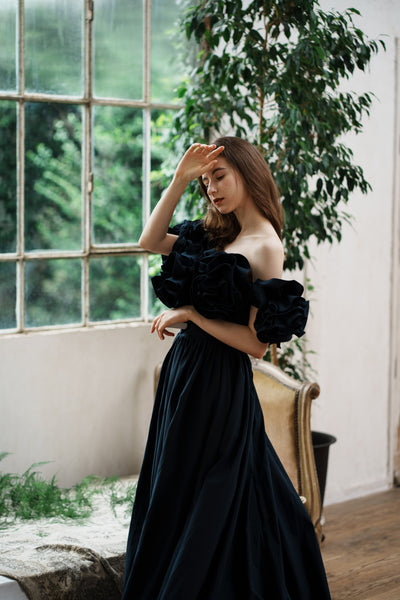 フリルショルダー タフタ ネイビードレス(W266)