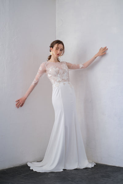 刺繍レース ロングスリーブ バックV ソフトマーメイドドレス(W249)