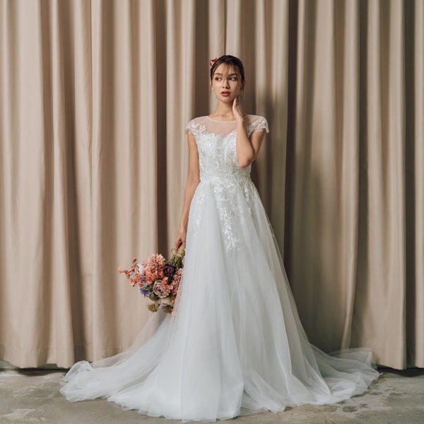 フレンチスリーブ 刺繍 Aラインドレス(W315)