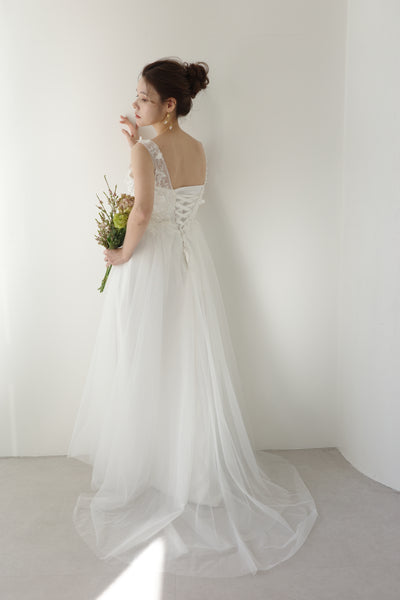 フラワーレース Vネック エンパイアラインドレス(W212)