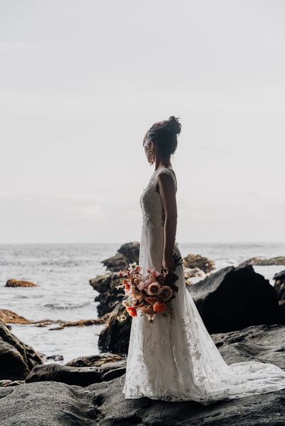 刺繍レース ハートカット スレンダードレス(W252)