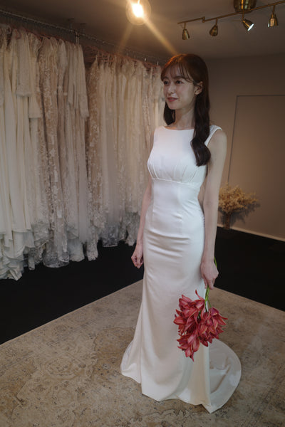 サテン シンプル ボートネック マーメイド ウエディングドレス(W113)