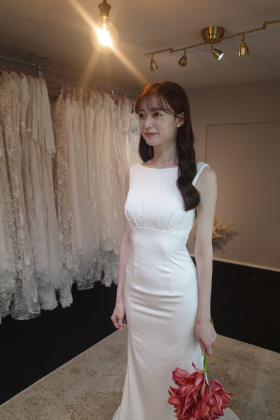 サテン シンプル ボートネック マーメイド ウエディングドレス(W113)