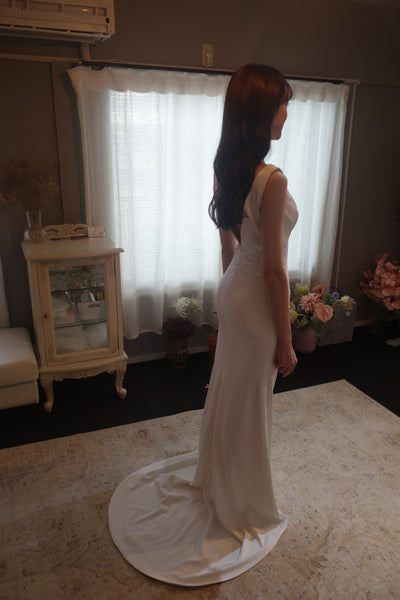 サテン シンプル ボートネック マーメイド ウエディングドレス(W113)