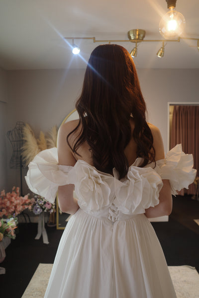 フリルショルダー タフタドレス ホワイト(W266WH)