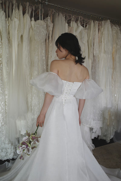 オフショルダー パフスリーブドレス(W307WH)