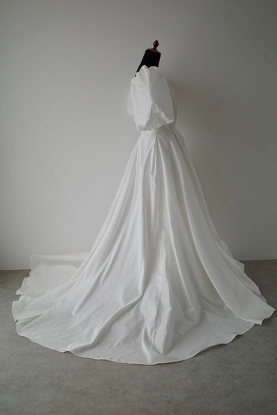 パフスリーブ Vネック タフタ ドレス(W333)