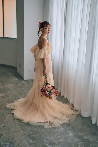 チュール バックフリル オフショルダードレス ペールオレンジ(W325PO)