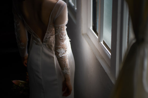 刺繍レース ロングスリーブ バックV ソフトマーメイドドレス(W249)