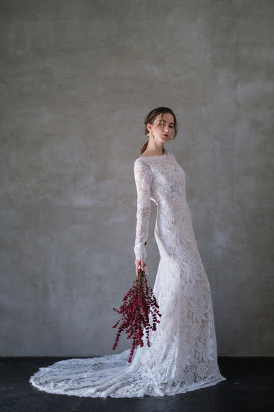 ボートネック バックV 長袖ドレス(W216)