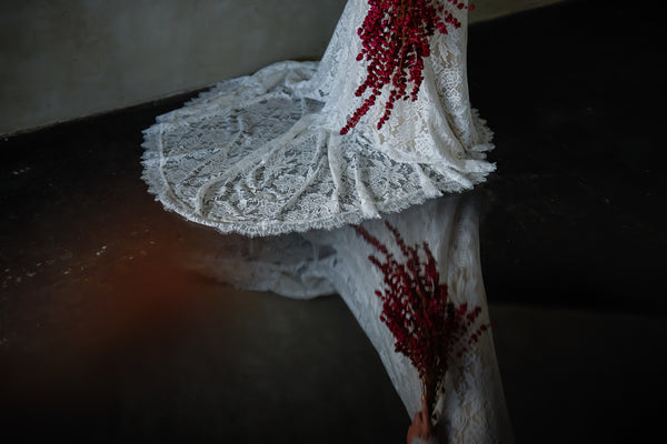 ボートネック バックV 長袖ドレス(W216)