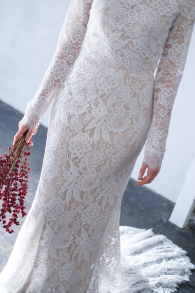 ボートネック バックV 長袖ドレス(W216)