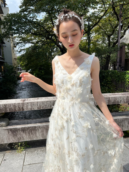 フラワーレース Vネック ノースリーブドレス(W262BE)