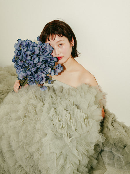 ブルーグレー ボリュームフリルドレス(W328)