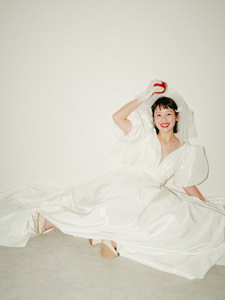 パフスリーブ Vネック タフタ ドレス(W333)