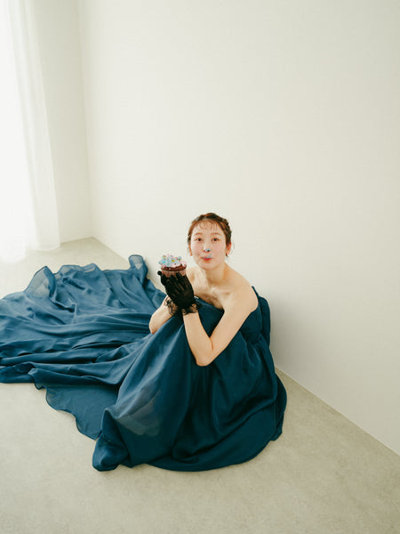 オーガンジーサテン バックトレーンドレス ネイビー(W329)