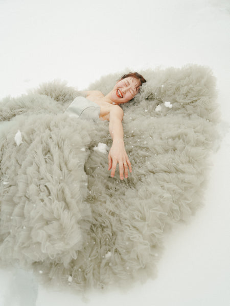 ブルーグレー ボリュームフリルドレス(W328)