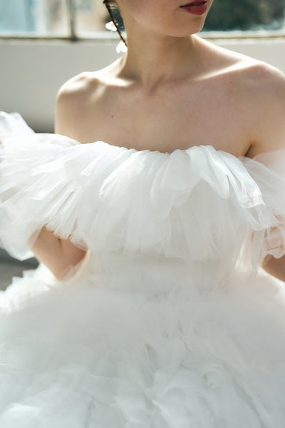 オフショルダー ボリュームフリルドレス(W342)