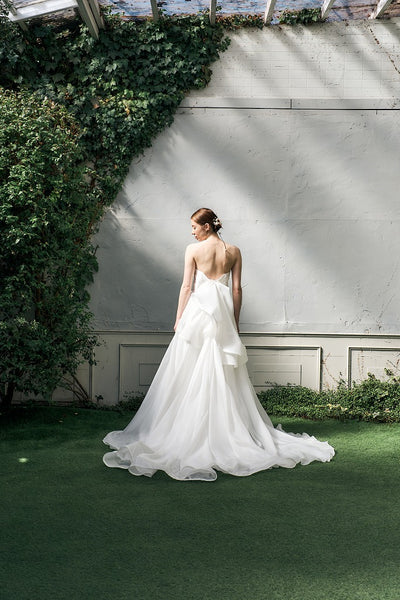 オーガンジーサテン バックトレーンドレス ホワイト(W340)