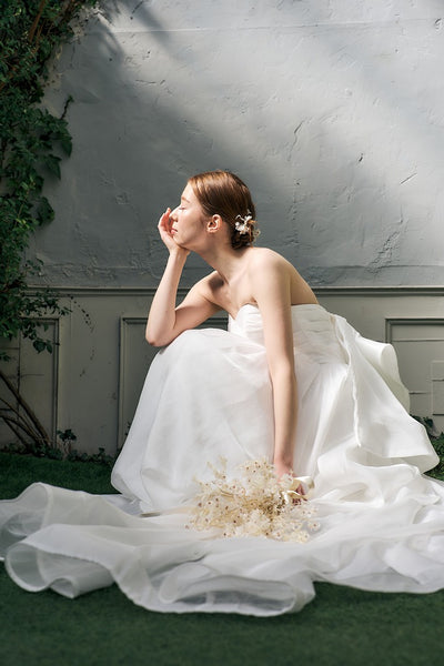 オーガンジーサテン バックトレーンドレス ホワイト(W340)