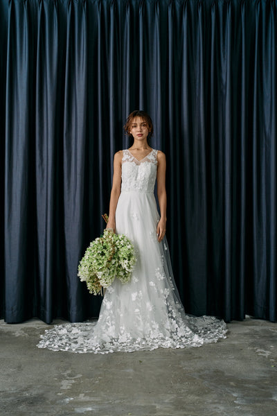 Vネック 刺繍 スレンダードレス(W318)