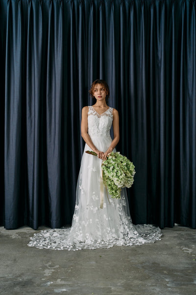 Vネック 刺繍 スレンダードレス(W318)