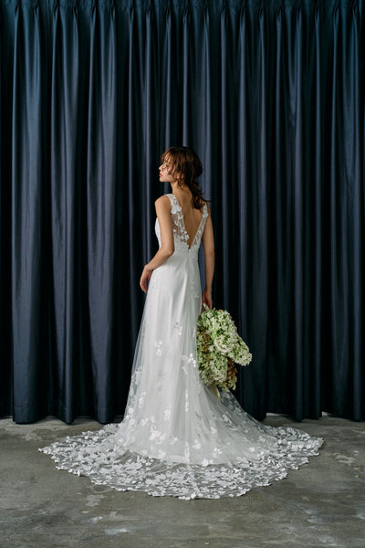 Vネック 刺繍 スレンダードレス(W318)