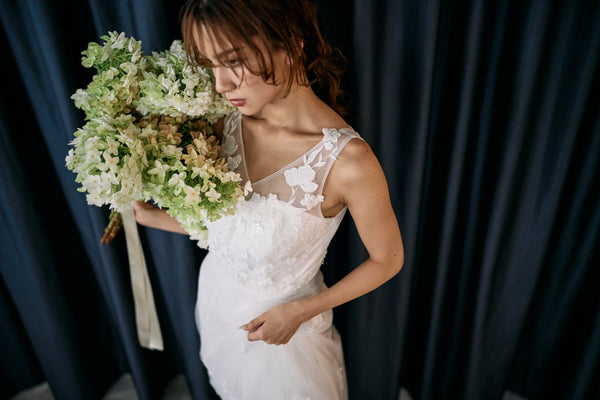 Vネック 刺繍 スレンダードレス(W318)