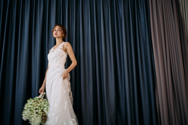 Vネック 刺繍 スレンダードレス(W318)