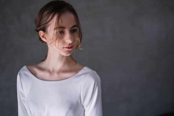 アンブレラスリーブ バックVドレス(W250)